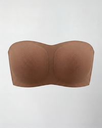 Donker Nude